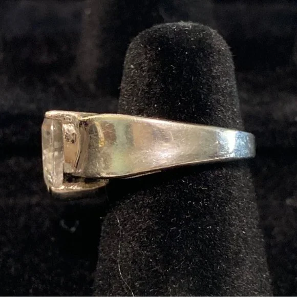 Ring Heart CZ Cubic Zirconia Size 4 Faceted Vintage Jewelry Sterling Silver Stam - Picture 5 of 16